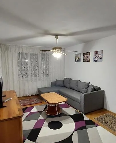 Apartment Buget Brașov
